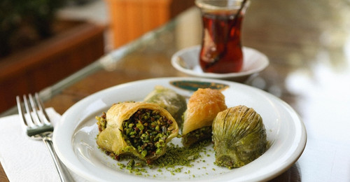 eten en drinken in turkije: baklava
